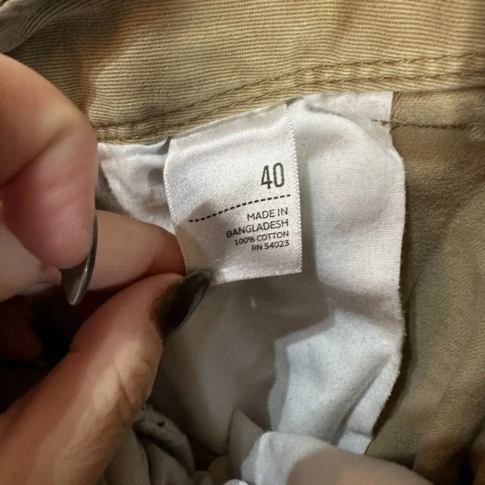 Old Navy Men's 40 Cargo Pocket Khaki Shorts 11”Inseam Flat Front Beige Y2K Skate